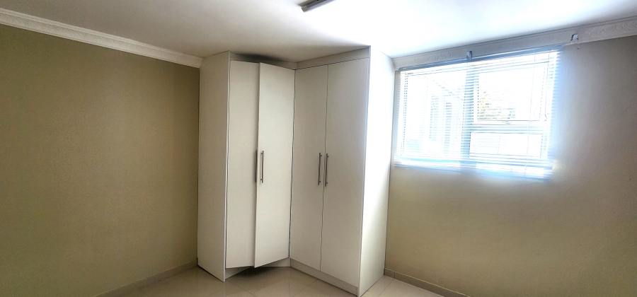 To Let 1 Bedroom Property for Rent in Glenlilly Western Cape